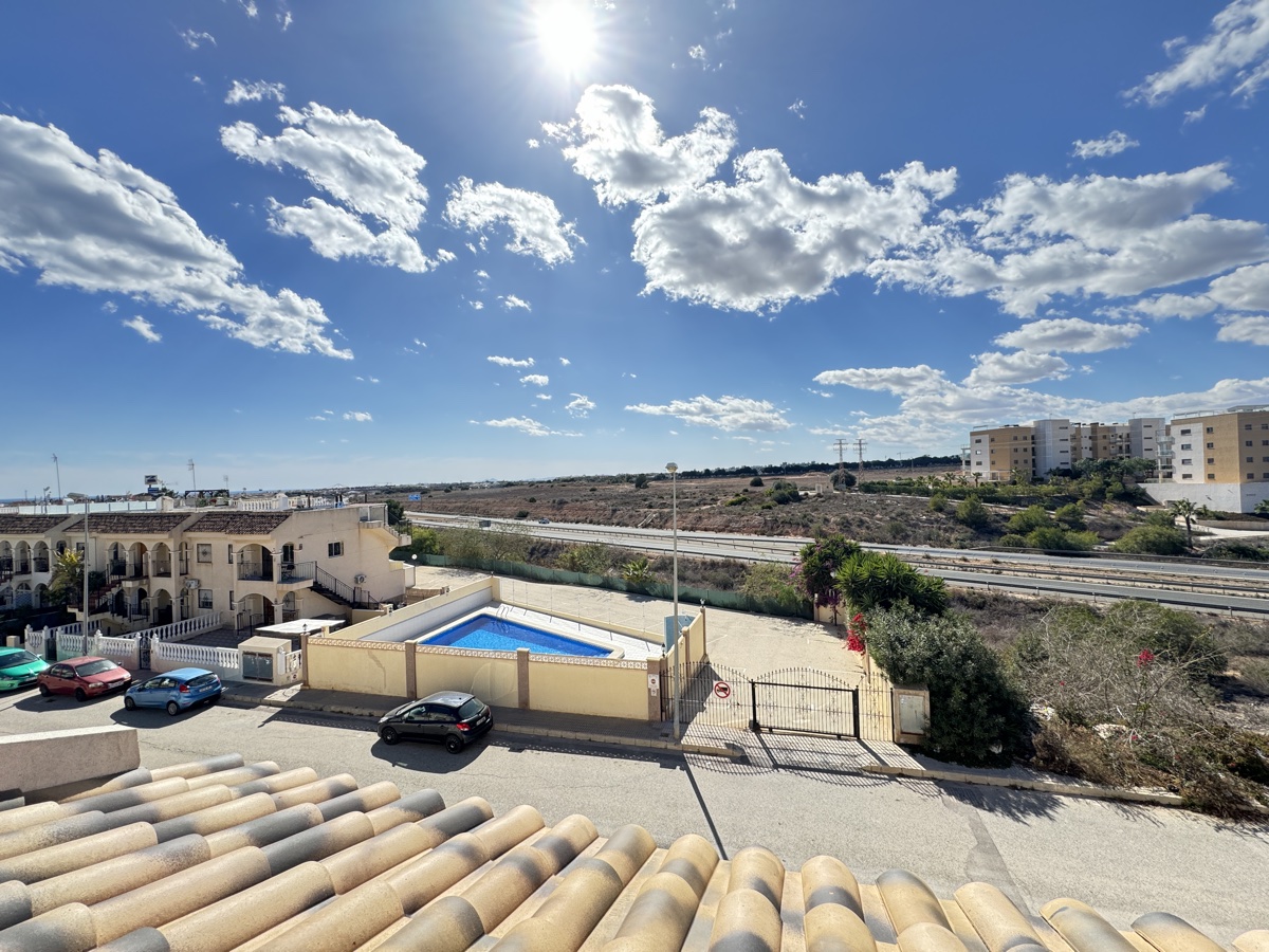 2027D: Quad for sale in Playa Flamenca