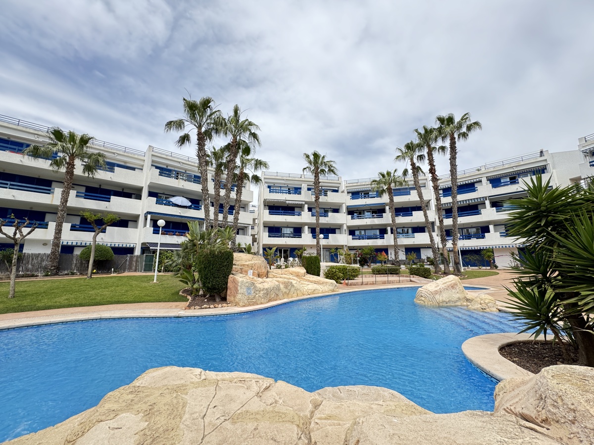 2048D: Apartment for sale in Playa Flamenca