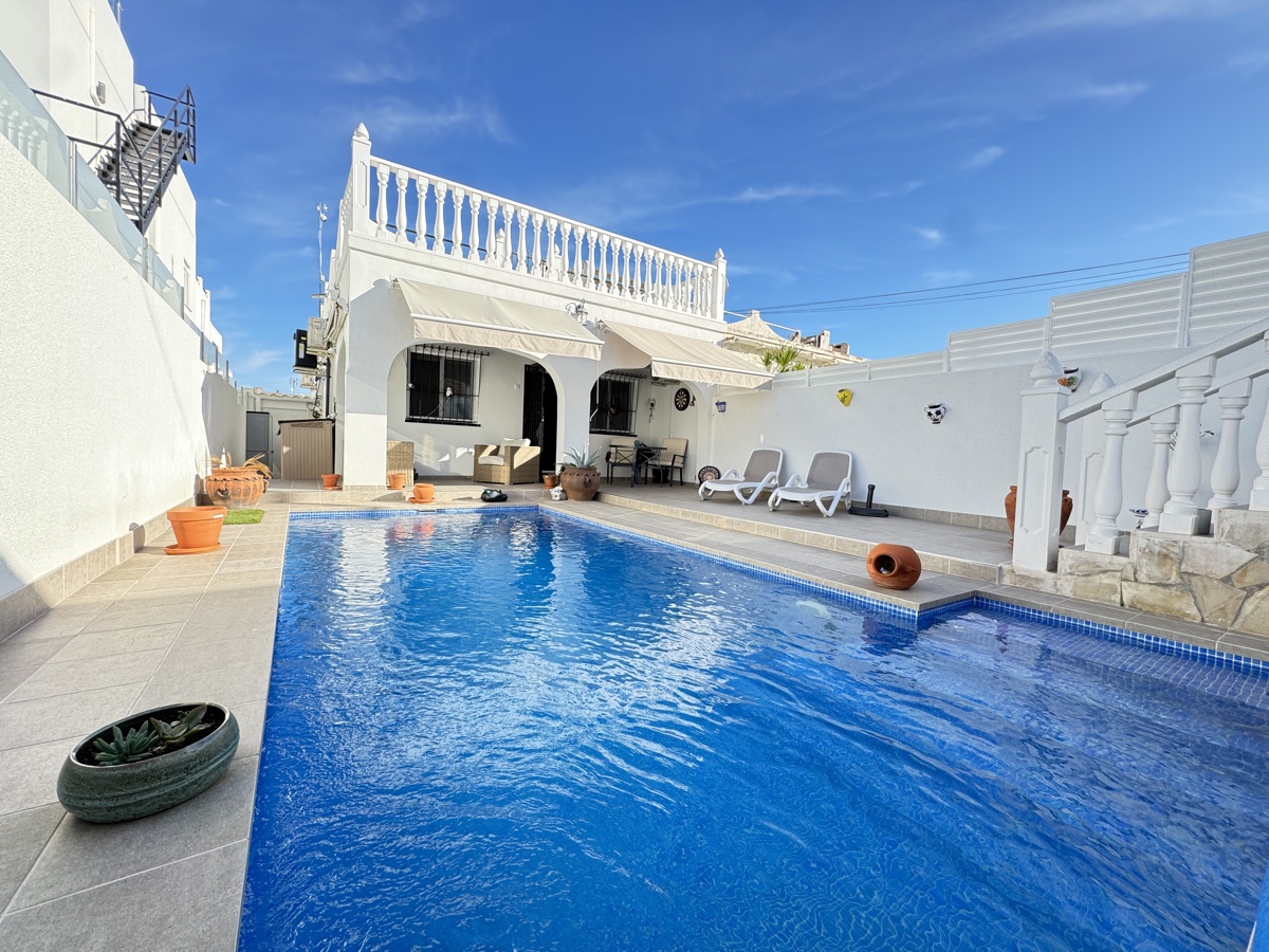 2 bedroom house / villa for sale in San Miguel de Salinas, Costa Blanca